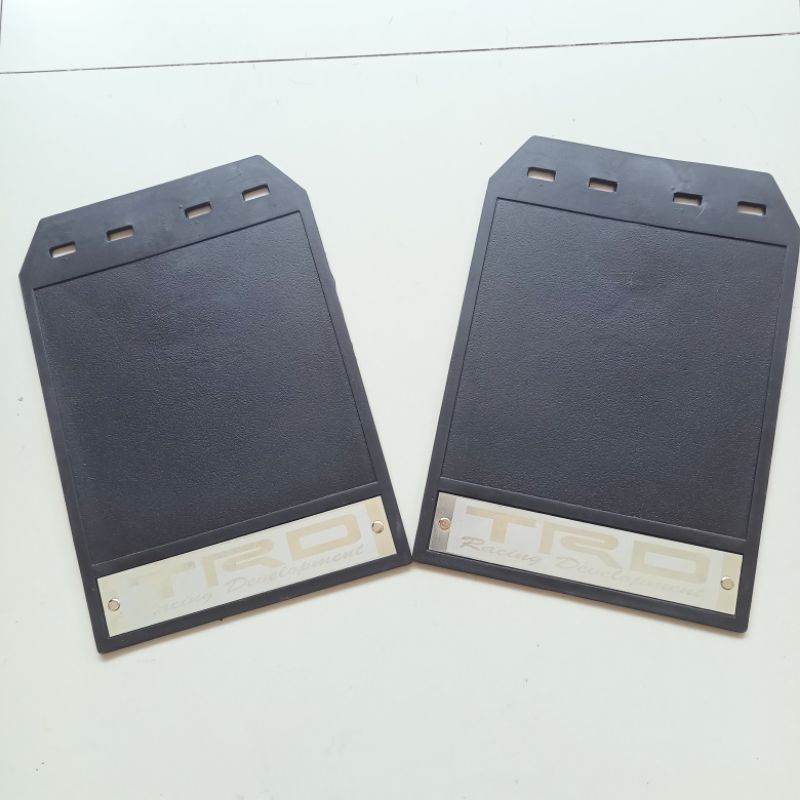 Jual KARPET LUMPUR HITAM LIST PUTIH TULISAN TRD RACING DEVELOPMENT ...