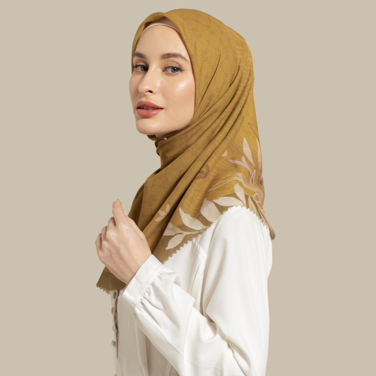 Wulang Narawangsa Hijab Segi Empat Gold Aurum 1 Kerudung Segi Empat Hijab Motif Segi Empat Hijab Voal Premium