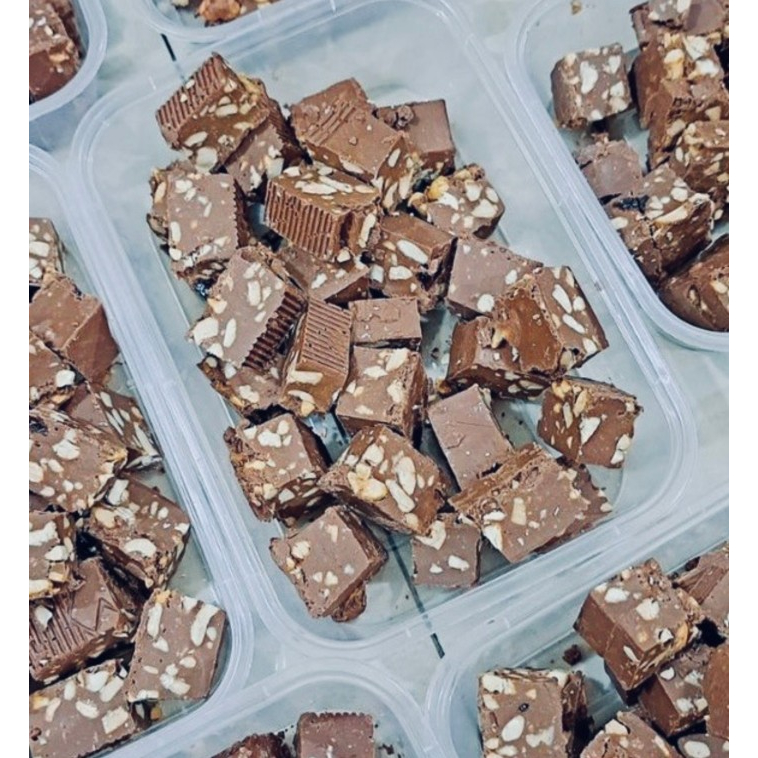 Jual Coklat Leburan Dadu box 250gram | Shopee Indonesia
