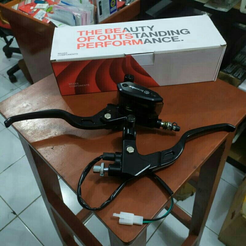 Jual MASTER REM DOMINO OVAL UNIVERSAL MASTER REM BREMBO MODEL | Shopee ...