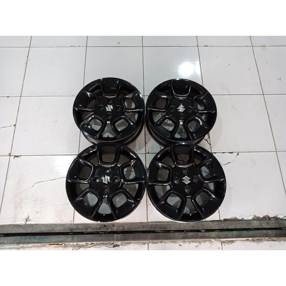 Jual Velg Mobil Bekas Copotan Suzuki Ignis Ring Velg Only Shopee Indonesia