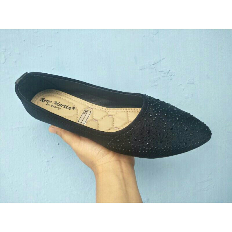 Jual Flat Shoes Reno martin size 37 Shopee Indonesia