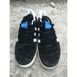 Harga on sale adidas busenitz