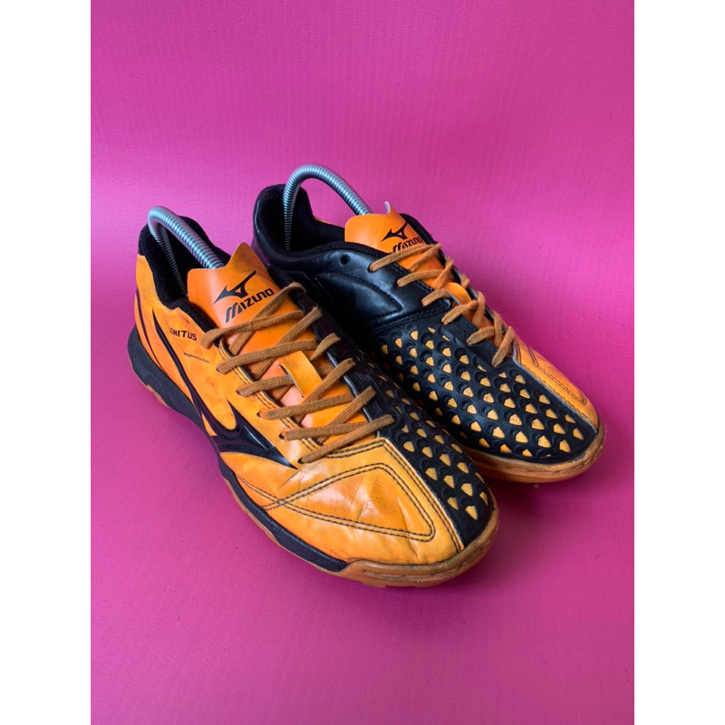 Mizuno wave deals ignitus astro