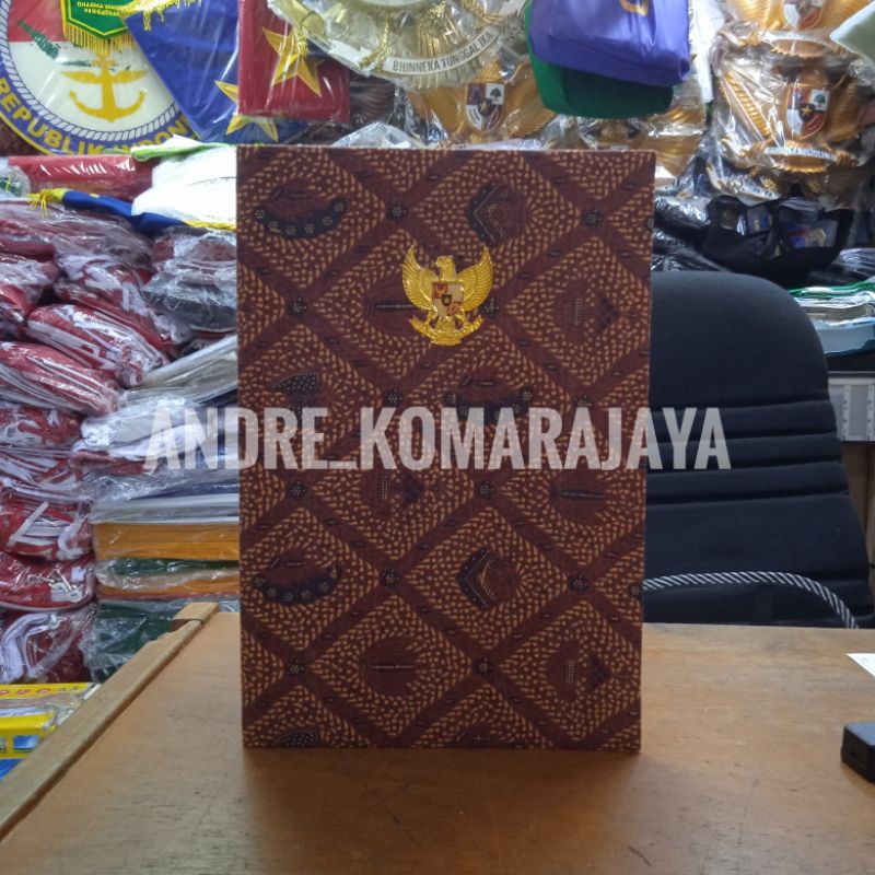 Jual map batik garuda coating mewah map kantor map sekolah ready stock ...