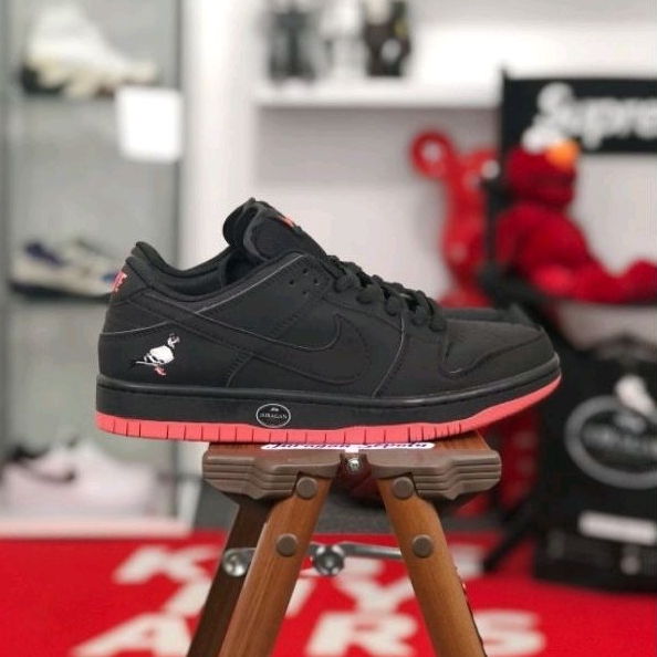 sb dunk low pro black pigeon