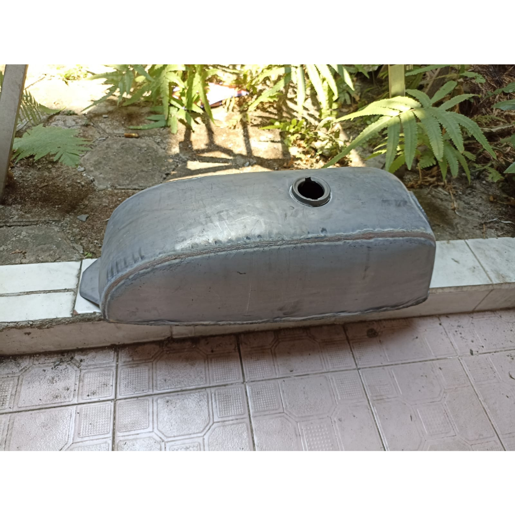 Jual Tangki custom Caferacer Vinracer | Shopee Indonesia