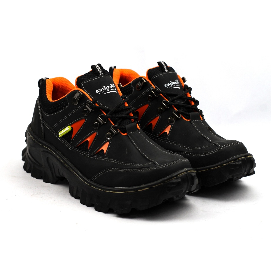 Jual Sepatu Safety Pria Ujung Besi Kerja Proyek Lapangan Outdoor Riding ...