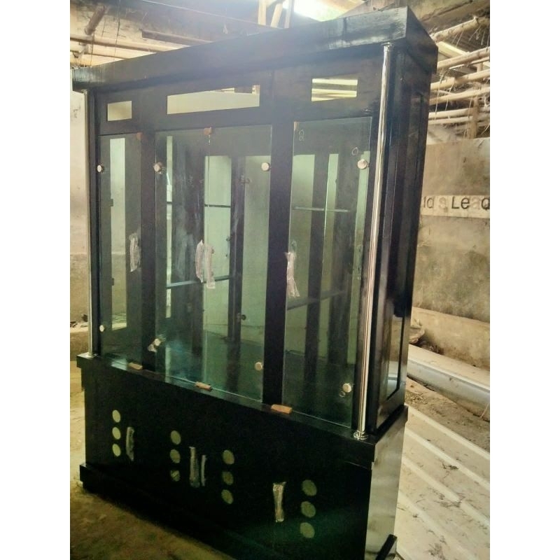 Jual lemari pajangan kristas 4 pintu ,lemari elegant murah,lemari mewah ...