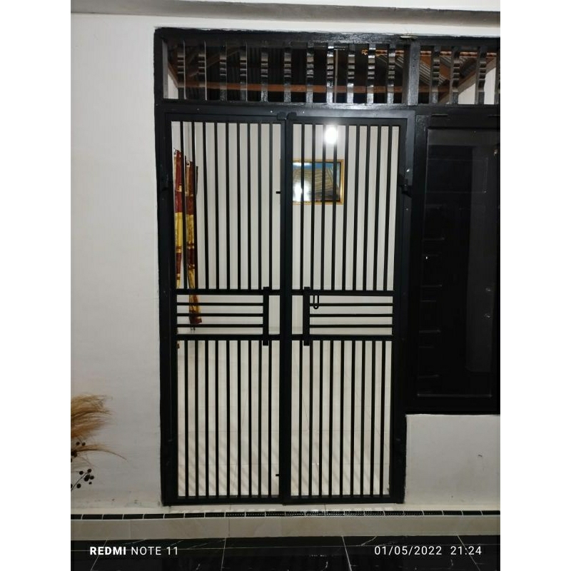 Jual pintu tralis dua daun | Shopee Indonesia