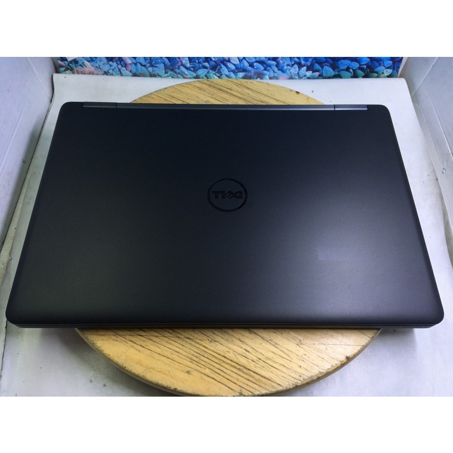 Jual DELL LATITUDE E5550 Intel Core i5 5300U RESOLUSI 1366x768 RAM