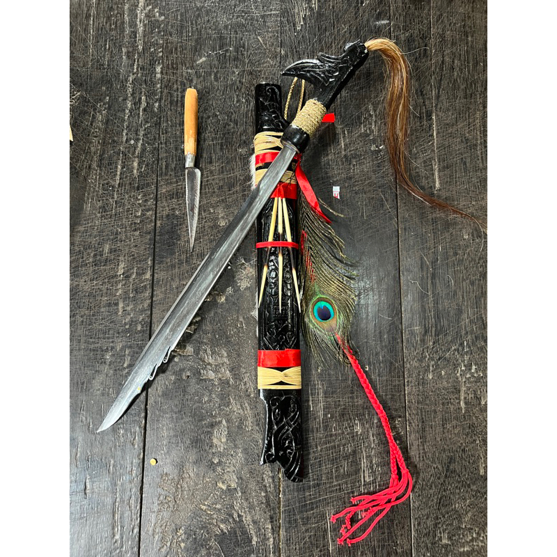 Jual senjata mandau pusaka suku dayak kalimantan aksesoris dayak ...