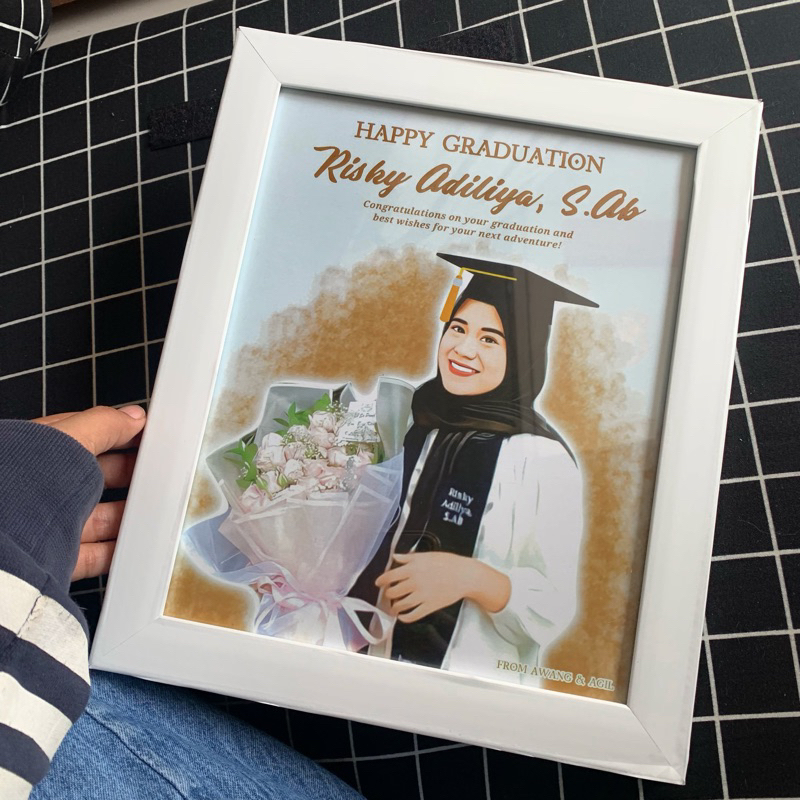 Jual kado wisuda ulang tahun kado foto frame design kartun 8R komplit ...