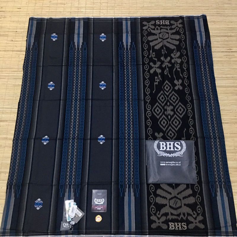 Jual TERBARU SARUNG BHS EXCELLENT SILVER (TANPA BOX / KOTAK ) | Shopee ...