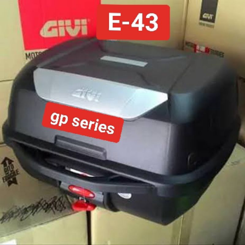 Jual Box Givi Original E43 bisa untuk semua motor Ready silahkan ...