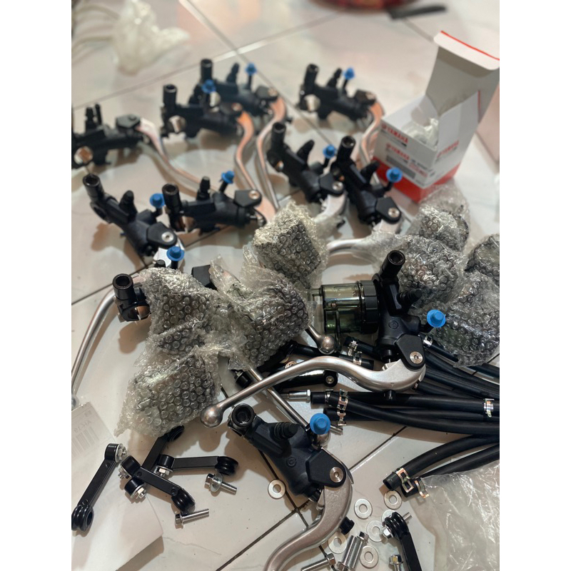 Jual Masterem Depan Moge Yamaha R1M R1 Original Baru | Shopee Indonesia