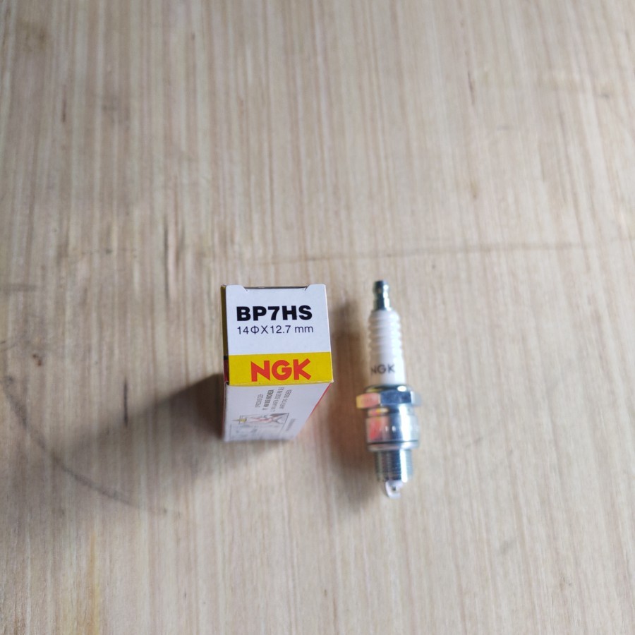 Jual Busi / Spark Plugs NGK Tipe BP7HS Original | Shopee Indonesia