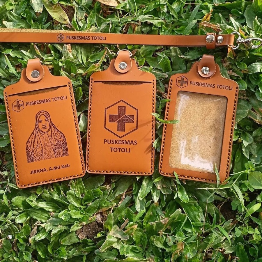 Jual Name Tag Holder Kulit Sapi Asli - Id Card Holder Kulit | Shopee ...