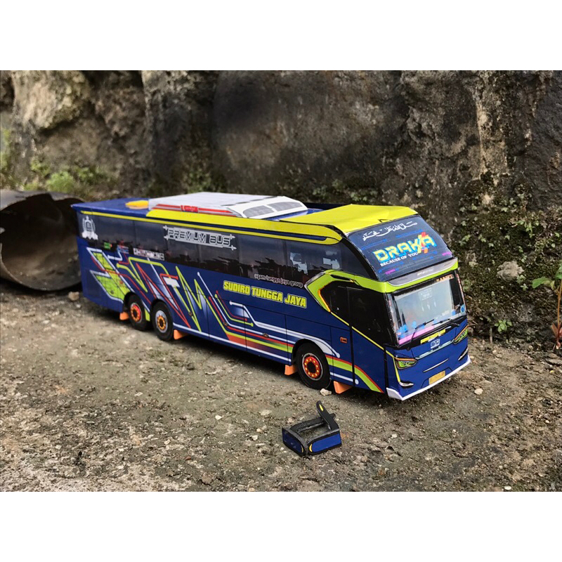 Jual Papercraft Bus Stj Draka Skala 50 Rizpaperbus Shopee Indonesia