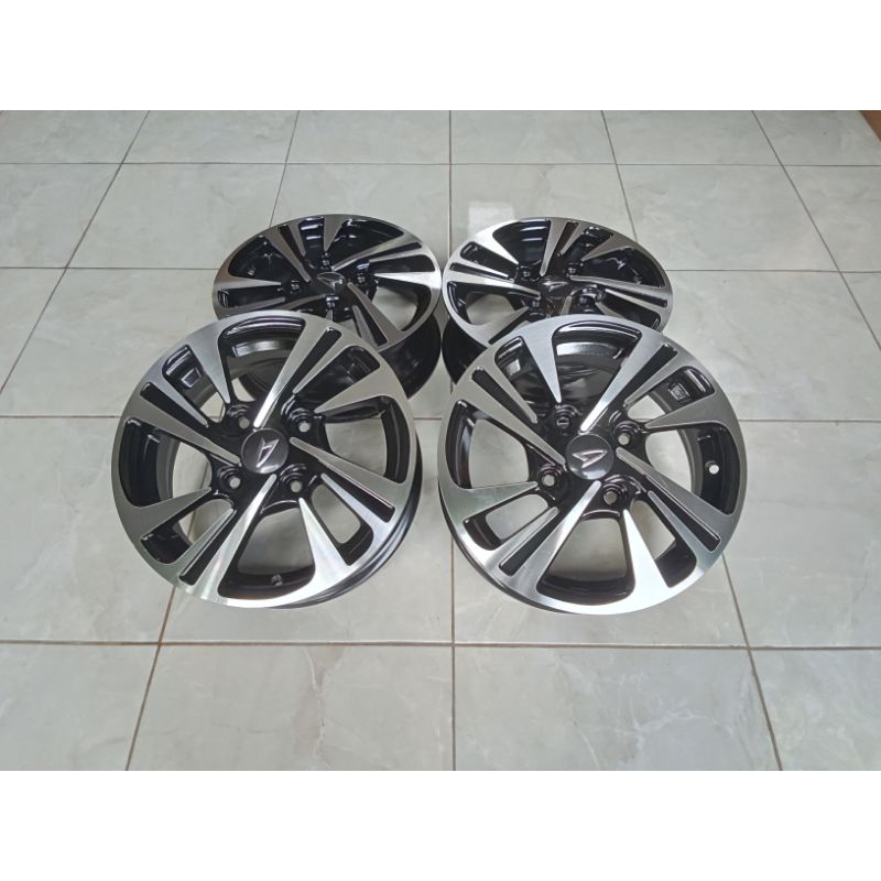 Jual Velg Oem Xenia Facelift R14 H4 Warna Black Polish Shopee Indonesia 1402