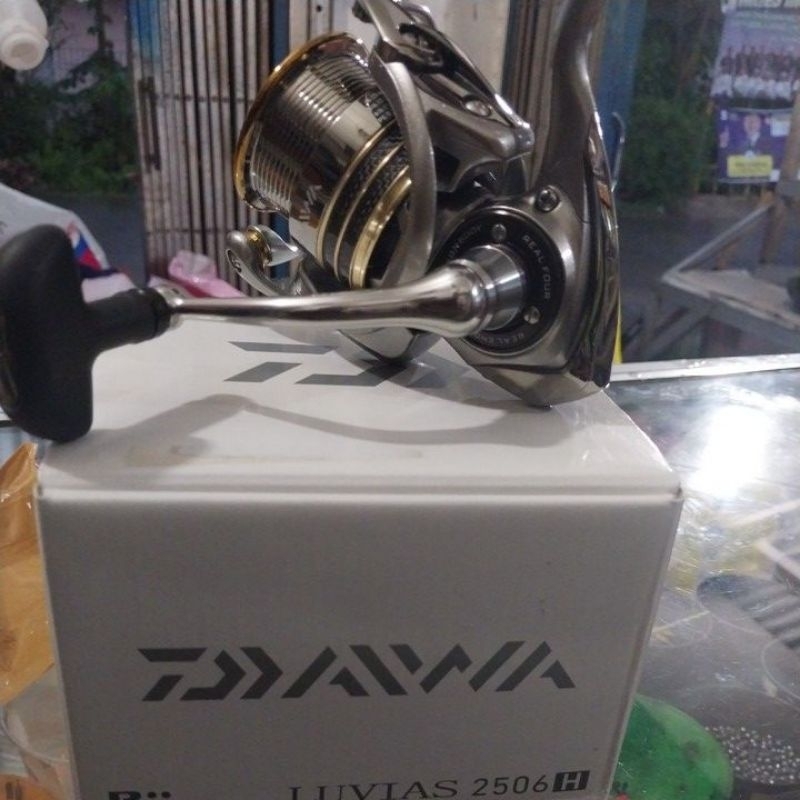 好きに DAIWA LUVIAS 2506 luvias フィッシング