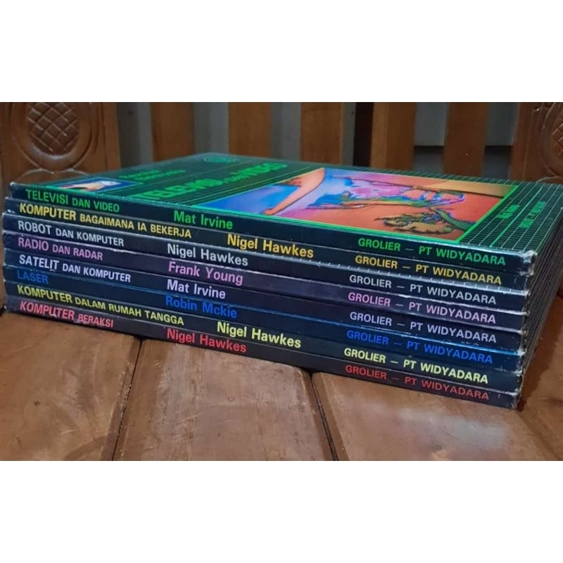 Jual ENSIKLOPEDIA REVOLUSI KOMPUTER 8 BUKU Shopee Indonesia