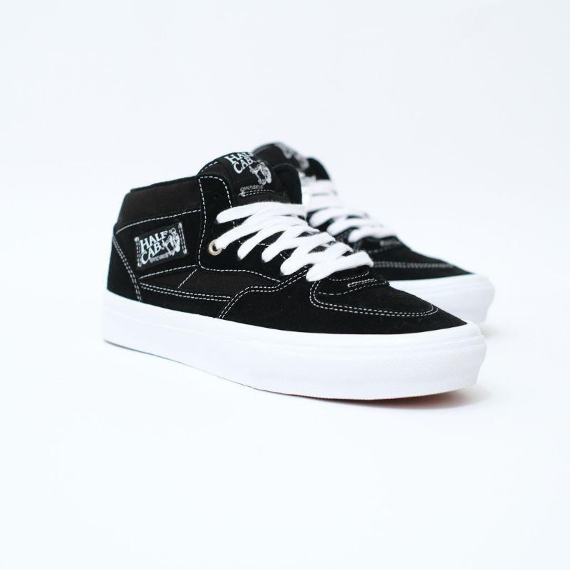 Jual VANS HALF CAB PRO SKATE BLACK WHITE ORIGINAL | Shopee Indonesia