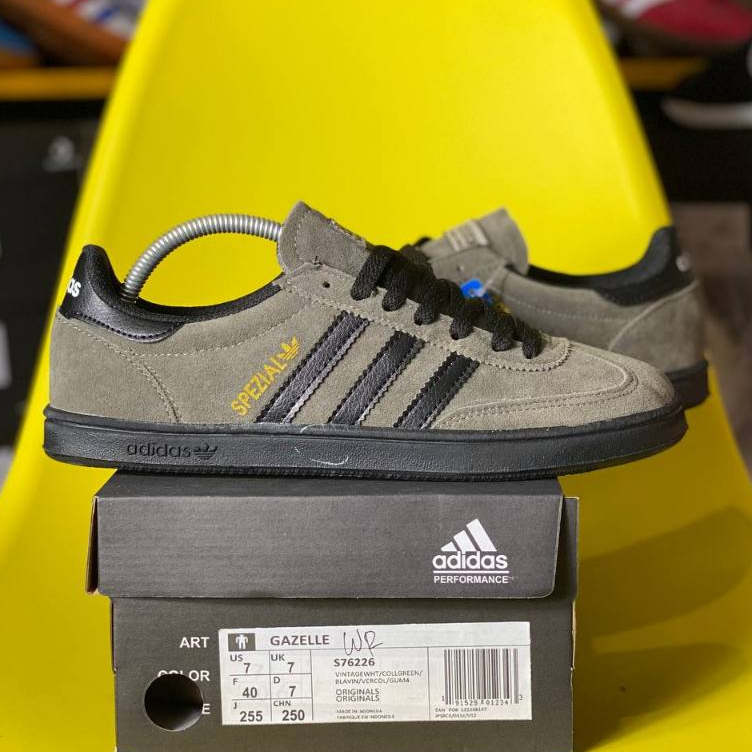 Jual SEPATU ADIDAS HAMBURG GREY BLACK 100 SUEDE GRADE ORIGINAL MADE IN VIETNAM Shopee Indonesia