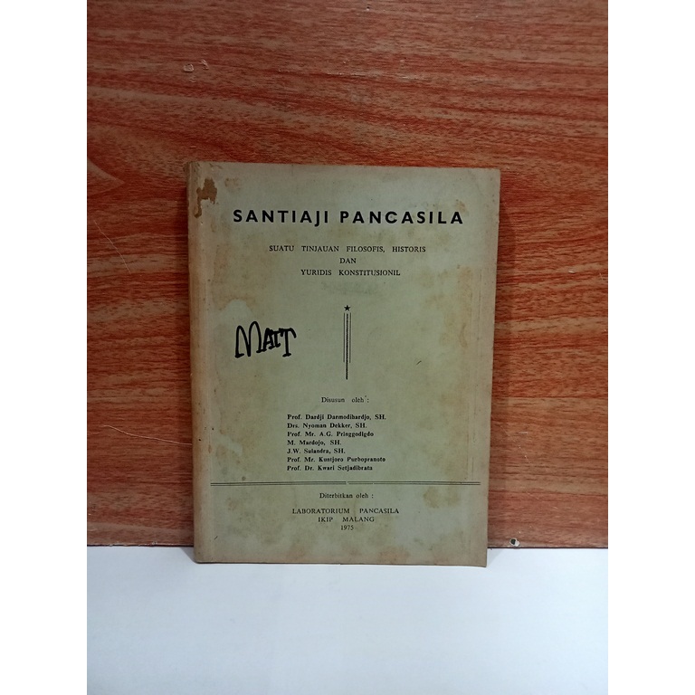 Jual Buku Santiaji Pancasila Suatu Tinjauan Filosofis, Historis Dan ...