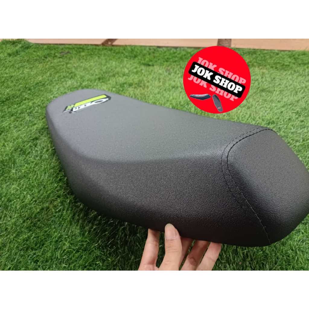 Jual jok vario 110 karbu model road race - jok roadrace vario 110 fi ...