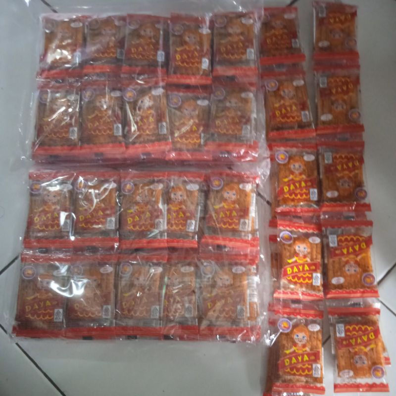 Jual Latiao Daya Rib Cemilan Viral Pedas Manis 1pak Isi 50pcs Shopee