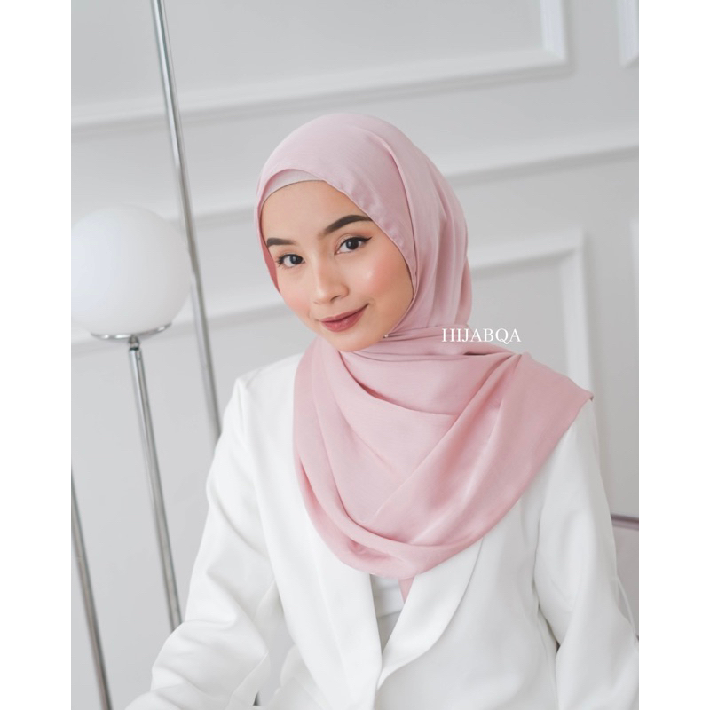 Jual Hijabqa Rayya Silk Pashmina Cradenza Satin Shopee Indonesia