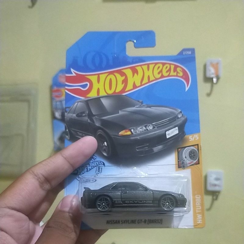 Jual hotwheels Nissan skyline r32 hitam | Shopee Indonesia