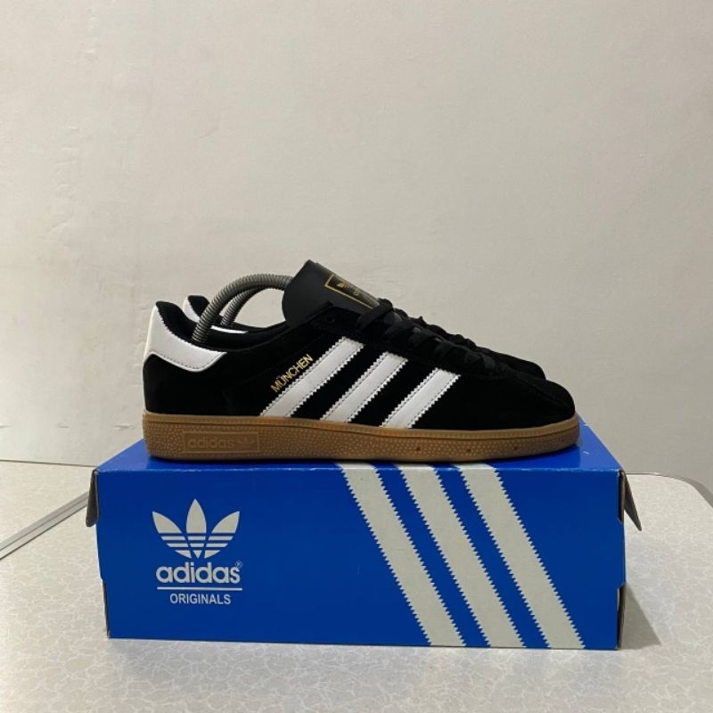 Adidas munchen black white gum hot sale