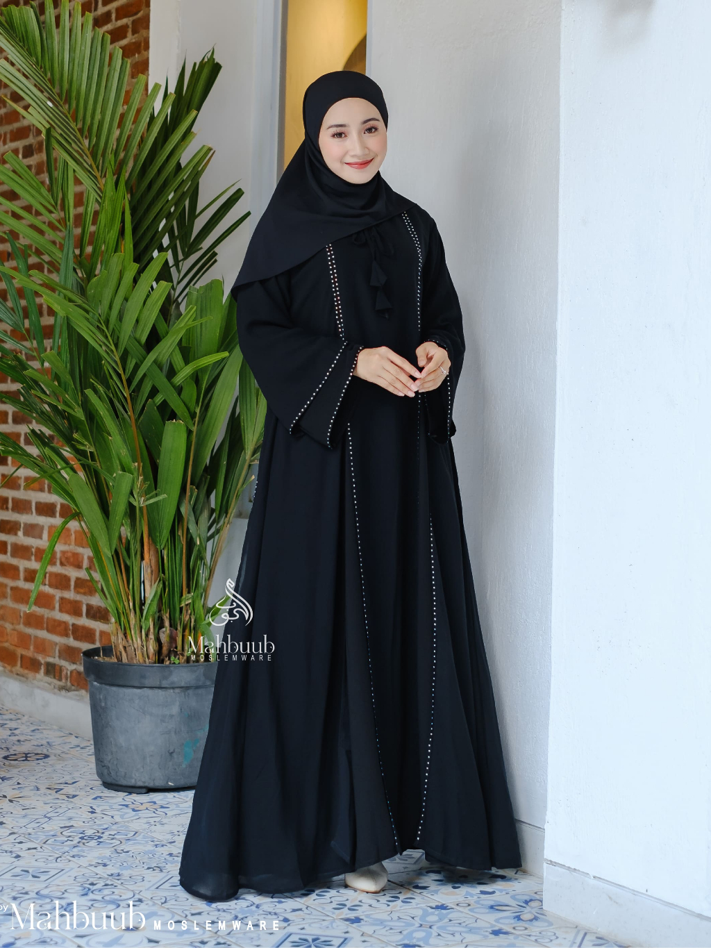 Product image Shafa Abaya Hitam Turkey Gamis Syari Muslimah Bahan Jetblack Hitam Kombinasi Renda Mahbuub Collection Dress Arab Saudi 960 1