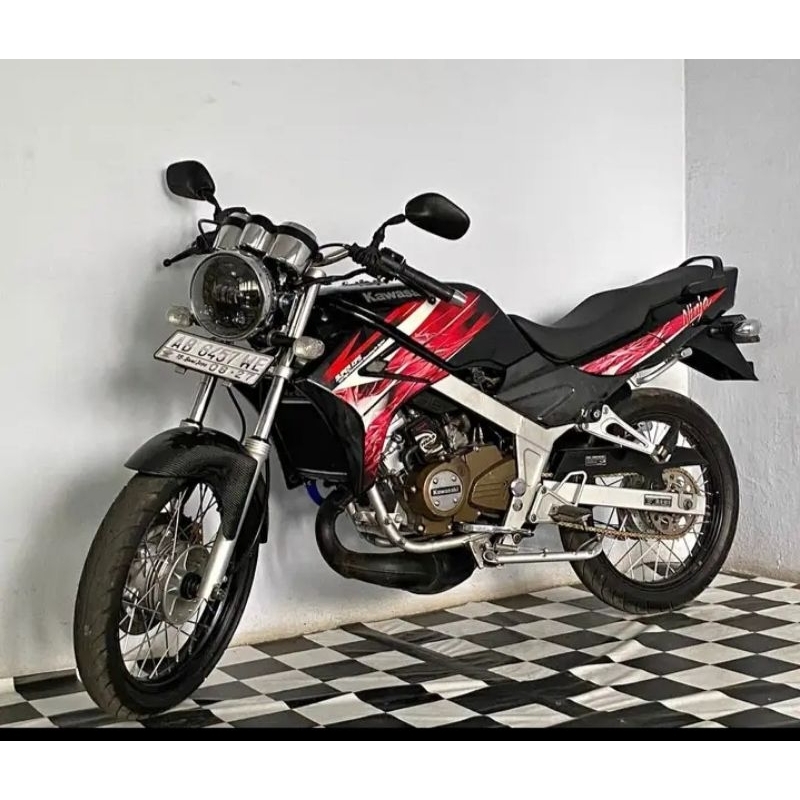 Ninja r 2009 top