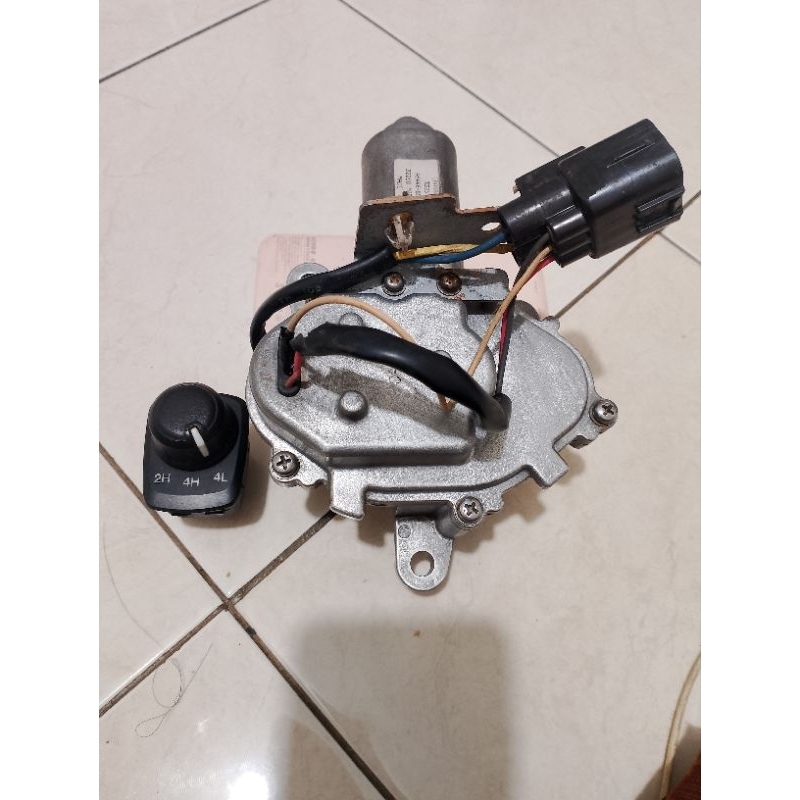 Jual motor transfer case 4x4 new Ford ranger 2.2 / saklar tombol ...