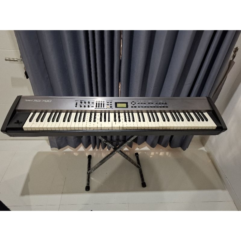 Jual Piano Roland rd700 normal mulus | Shopee Indonesia