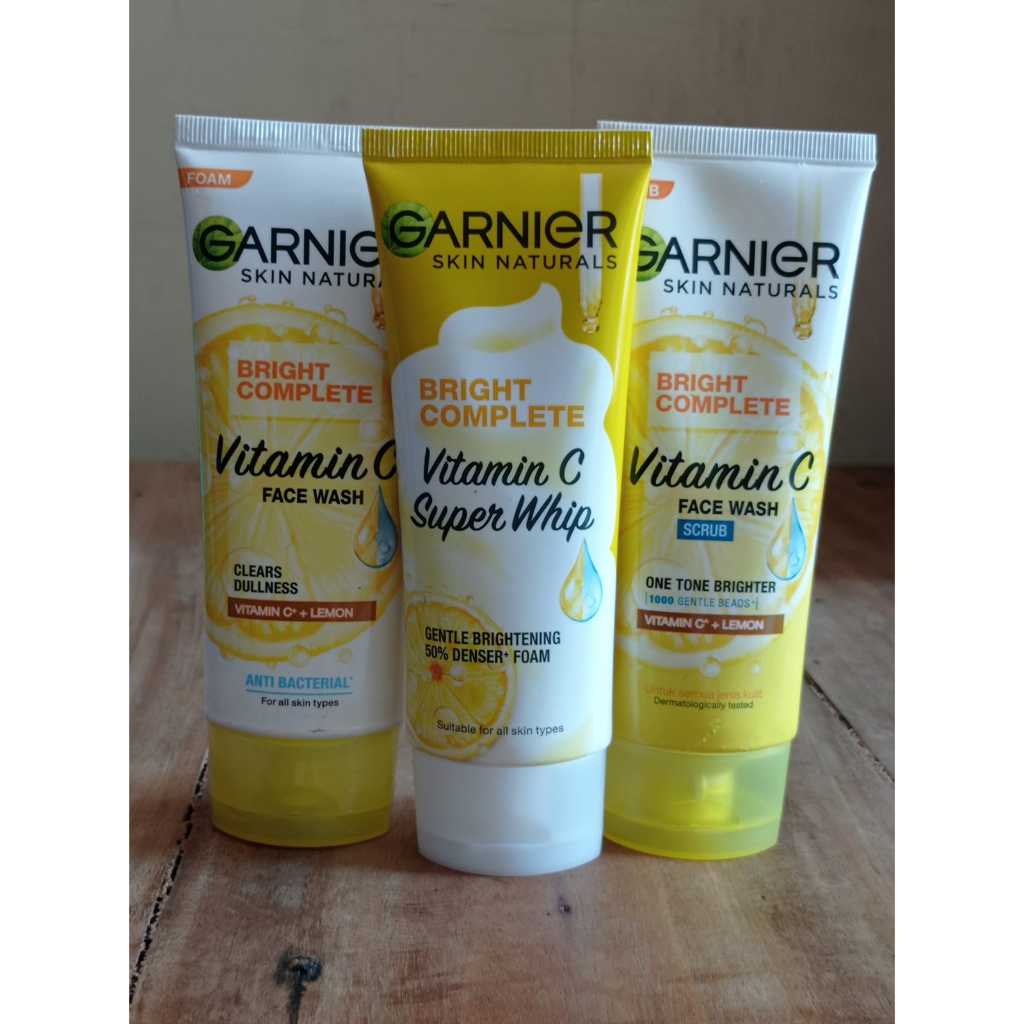 Jual Facial Foam Whip Scrub Garnier Light Bright Complete White