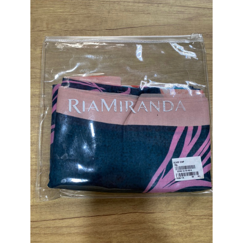 Jual Ria Miranda scarf | Shopee Indonesia