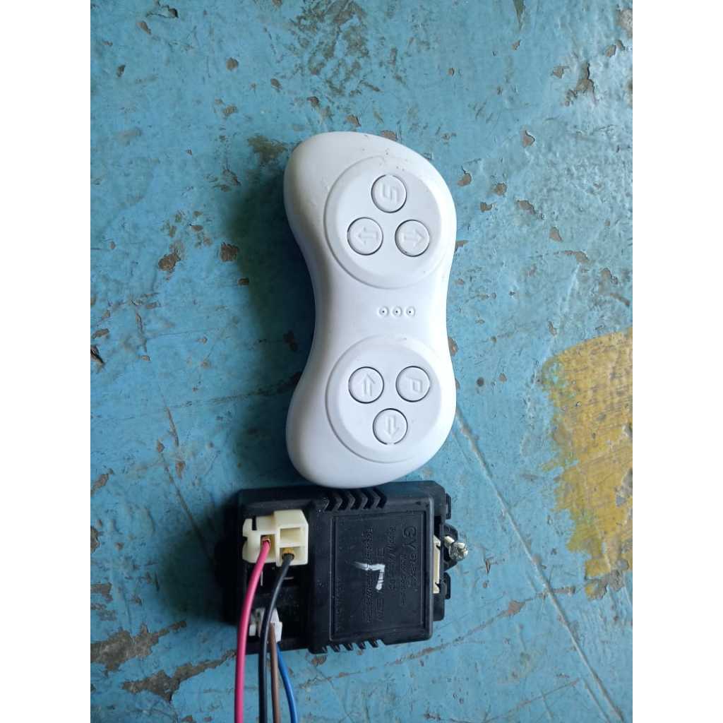 Jual Remot mobil motor aki putih lengkap receiver | Shopee Indonesia
