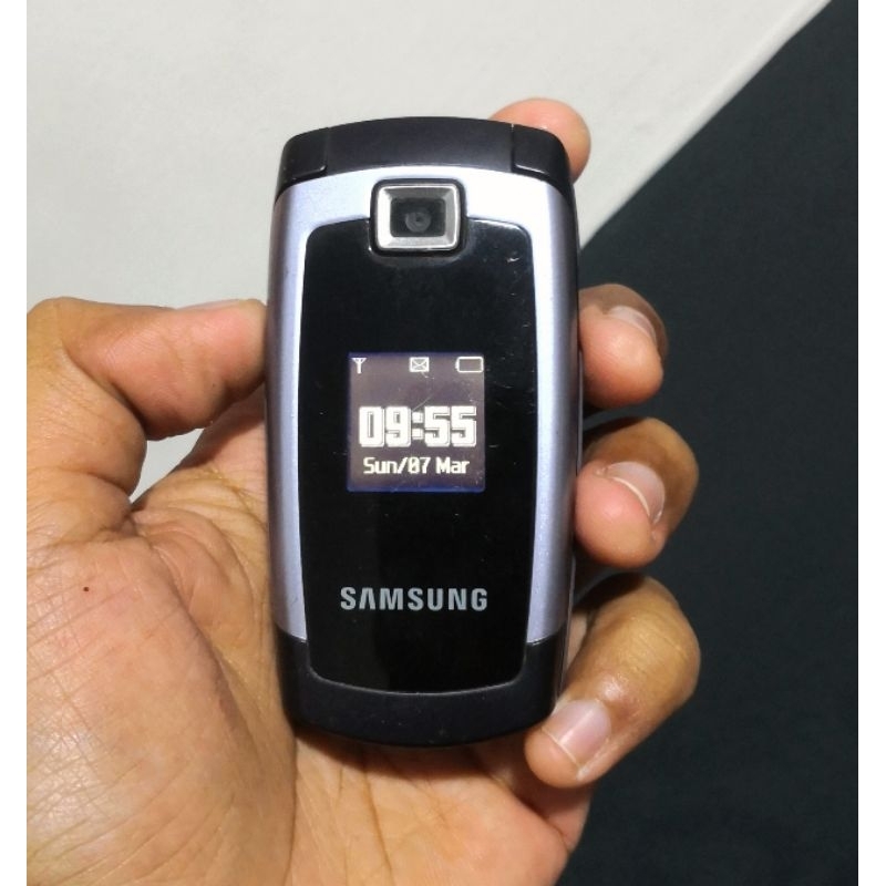 Jual Hp jadul Samsung flip X680 samsung lipat Original hp unik antik hp ...