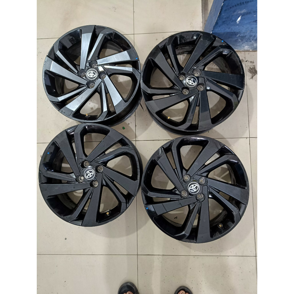 Jual VELG ORIGINAL STD MOBIL RAIZE RING 17 LEBAR 6 PCD 4X100 ET 40 ...