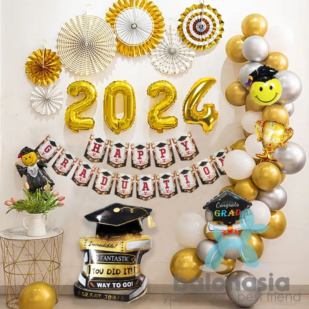 Jual Dekorasi tema wisuda sekolah / graduation paperfan lengkap toga