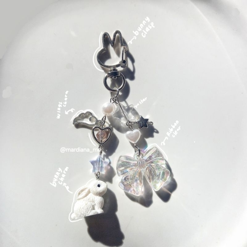 Jual rabbit keychain beads | Shopee Indonesia