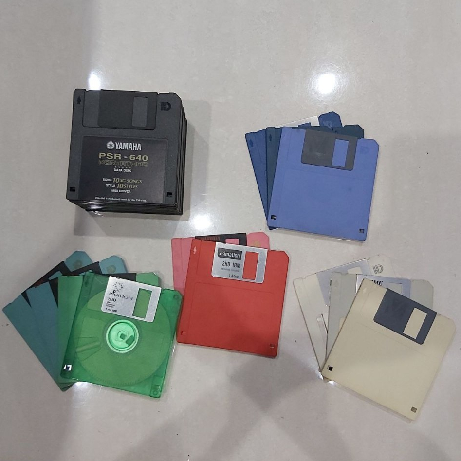 Jual Disket Jadul Bekas untuk pajangan / dekorasi / kolektor | Shopee ...