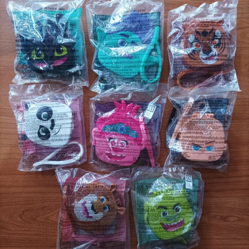 Jual Happy Meal McD DreamWorks McDonalds Shrek Po Alex Toothless Poppy ...