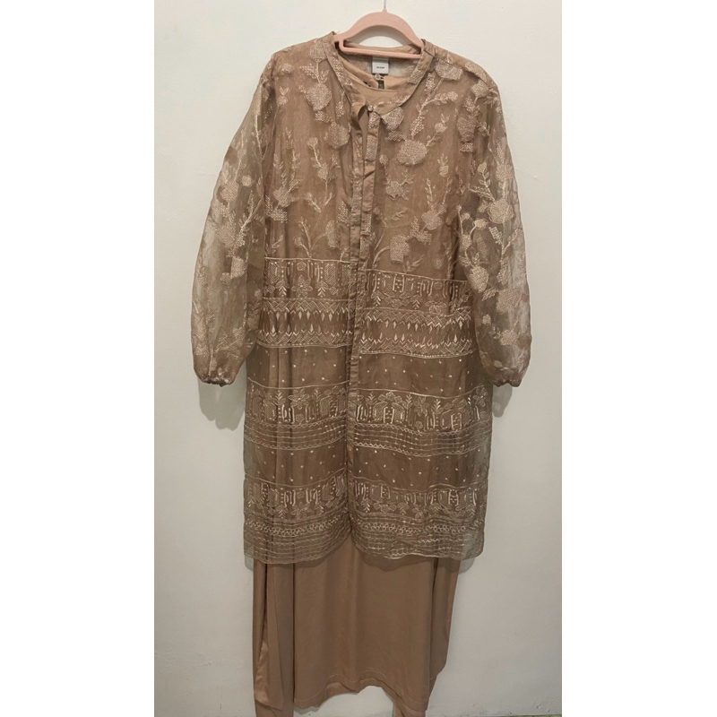 Jual Ecinos RAYA Dusk Kaftan Set (PRELOVE) | Shopee Indonesia