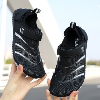 Sepatu Anti Slip untuk Olahraga dan Aktivitas Outdoor