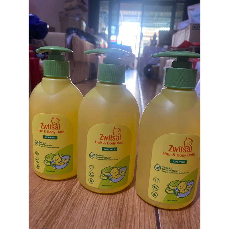 Jual Zwitsal Hair & Body Wash/Shampo & Sabun Mandi Cair Bayi Pump 300 ...